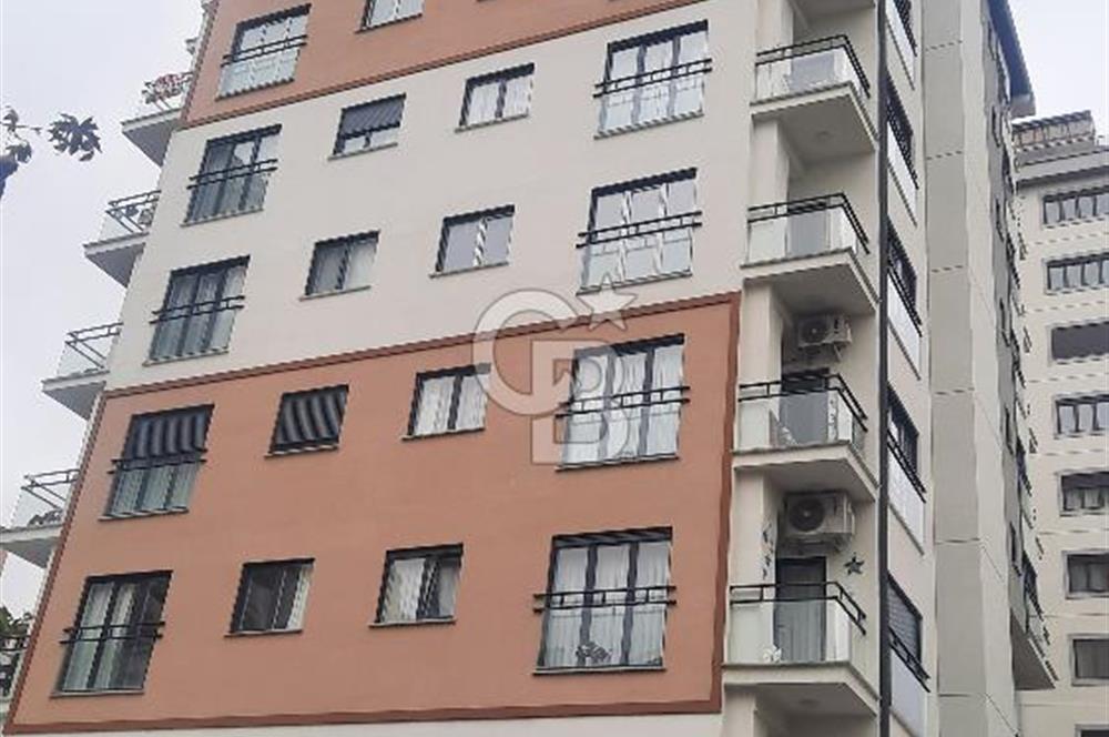 Kadıköy'de Merkezi Konumda, Yeni Binada Fırsat 1+1 Daire