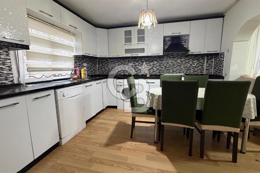 Seferihisar Ürkmez'de Deniz Tarafında 2+1 Eşyalı Kiralık Daire