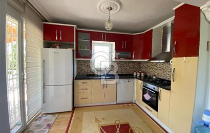 İzmir Menderes'de 5+2 Satılık Müştemilatlı Müstakil Dubleks Ev