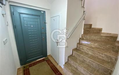 İzmir Menderes'de 5+2 Satılık Müştemilatlı Müstakil Dubleks Ev