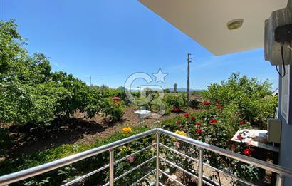 İzmir Menderes'de 5+2 Satılık Müştemilatlı Müstakil Dubleks Ev