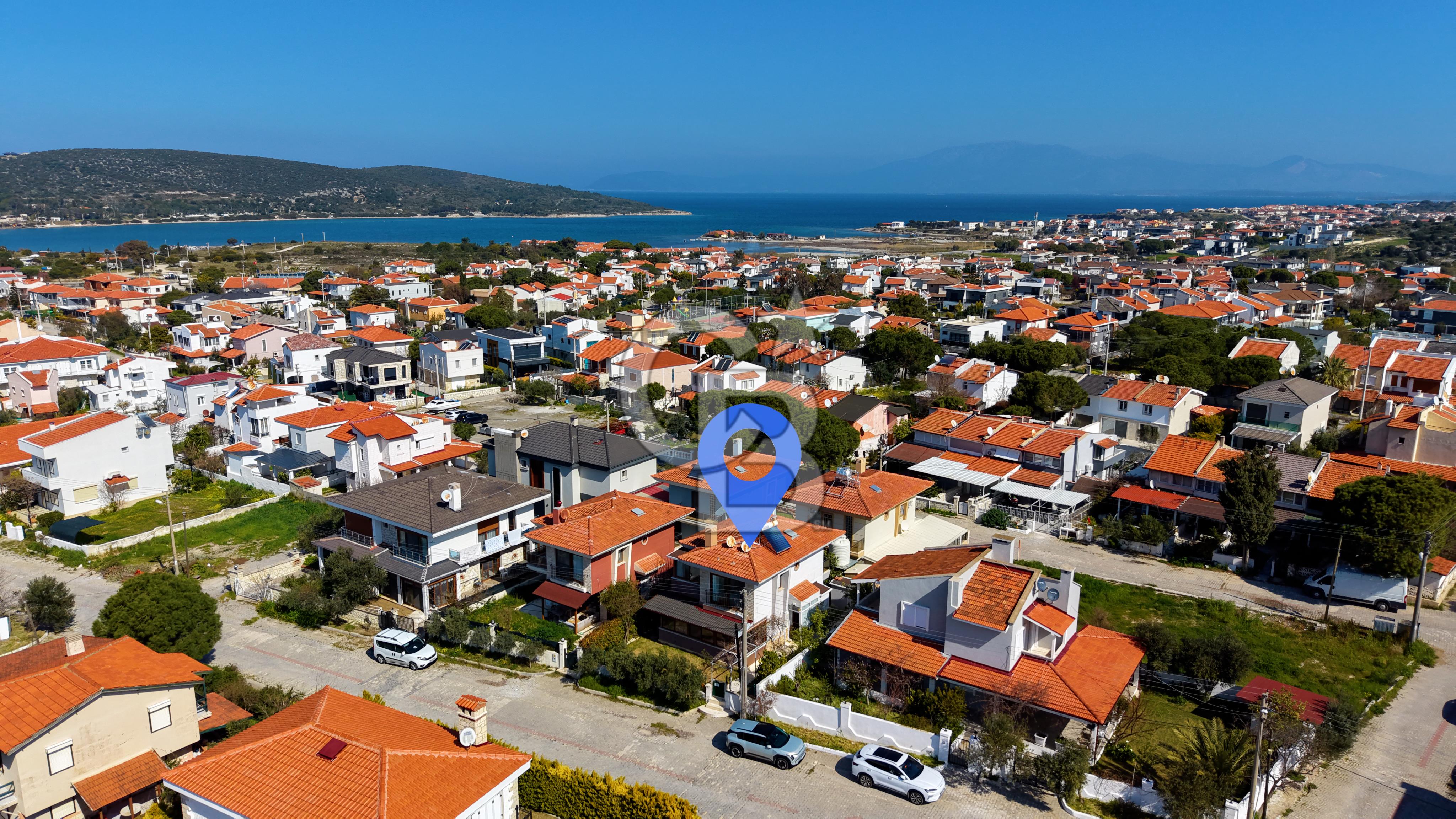 Çeşme Şifne'de Müstakil Bahçeli Dubleks Villa Denize 5 Dakika