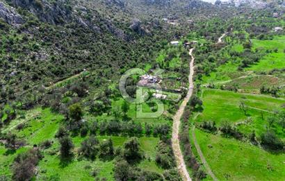 MARMARİS BOZBURUN'DA 599 M2 SATILIK TARLA