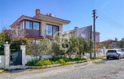 Çeşme Şifne'de Müstakil Bahçeli Dubleks Villa Denize 5 Dakika