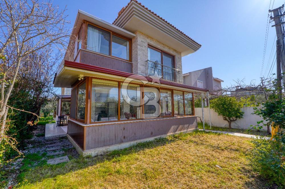 Çeşme Şifne'de Müstakil Bahçeli Dubleks Villa Denize 5 Dakika