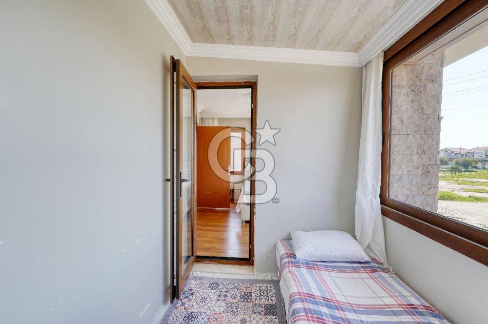 Çeşme Şifne'de Müstakil Bahçeli Dubleks Villa Denize 5 Dakika