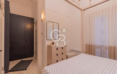 Alaçatı’da Satılık Cumbalı, Eşyalı 3+1 Villa