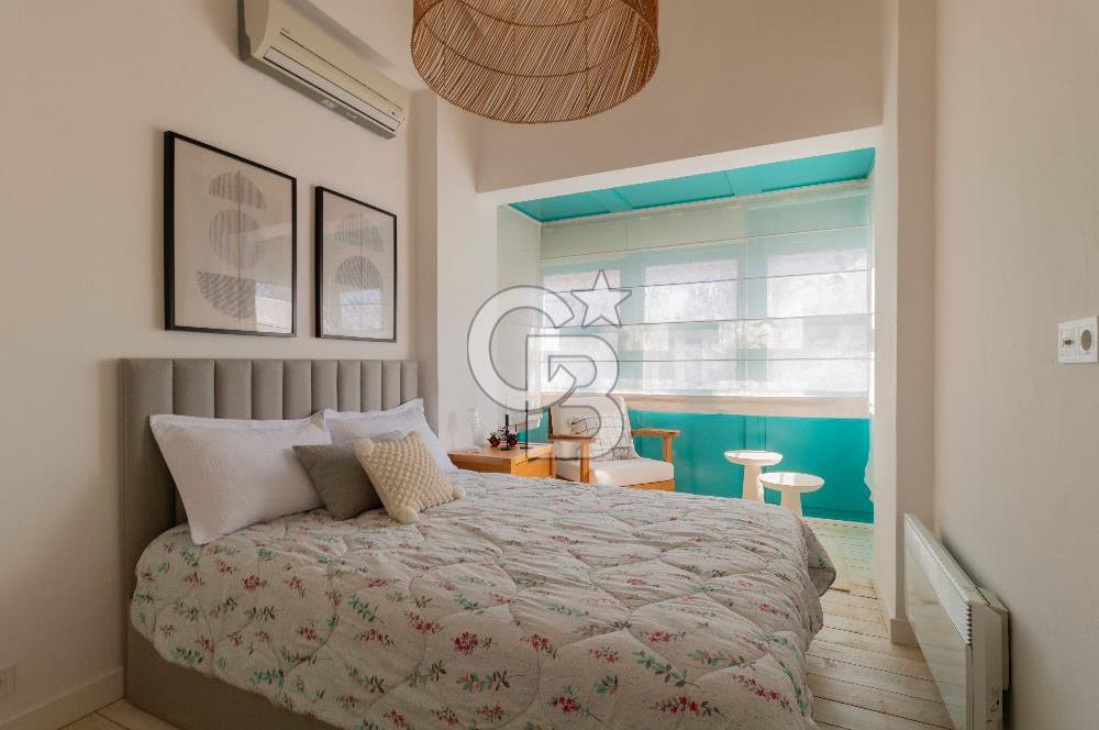 Alaçatı’da Satılık Cumbalı, Eşyalı 3+1 Villa