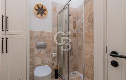 Alaçatı’da Satılık Cumbalı, Eşyalı 3+1 Villa