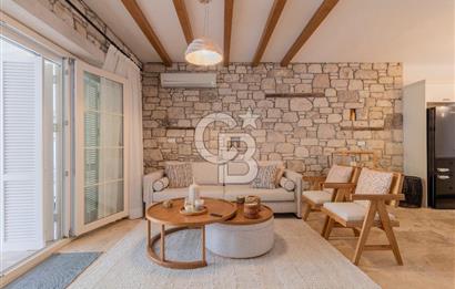 Alaçatı’da Satılık Cumbalı, Eşyalı 3+1 Villa