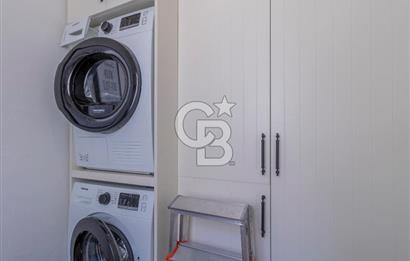 Alaçatı’da Satılık Cumbalı, Eşyalı 3+1 Villa