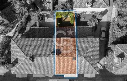 Alaçatı’da Satılık Cumbalı, Eşyalı 3+1 Villa