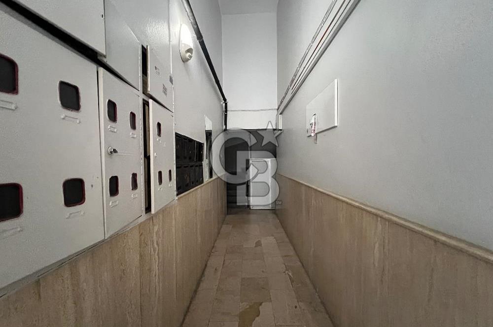 Karşıyaka Tuna Mahallesi'nde Kiralık 3+1 Daire