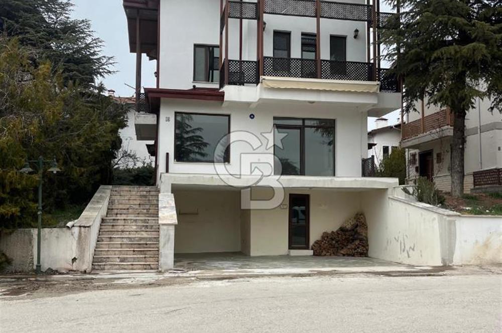 CB SITKI ŞİMŞEK'TEN DOKTORLAR SİTESİNDE TAMAMEN YENİLENMİŞ VİLLA