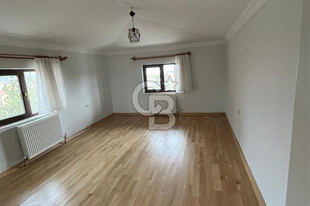 CB SITKI ŞİMŞEK'TEN DOKTORLAR SİTESİNDE TAMAMEN YENİLENMİŞ VİLLA