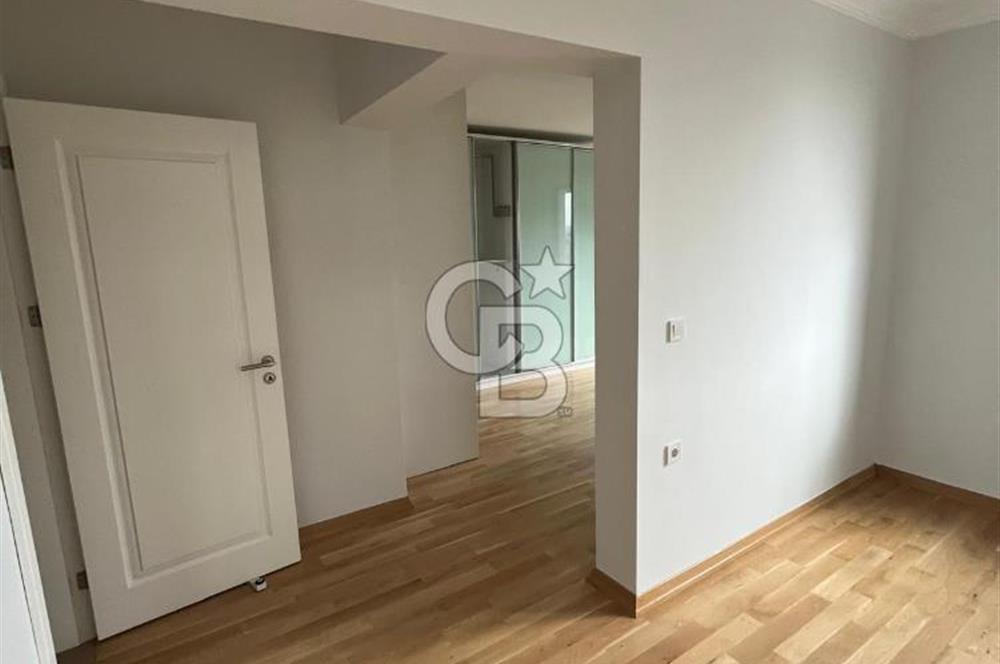 CB SITKI ŞİMŞEK'TEN DOKTORLAR SİTESİNDE TAMAMEN YENİLENMİŞ VİLLA