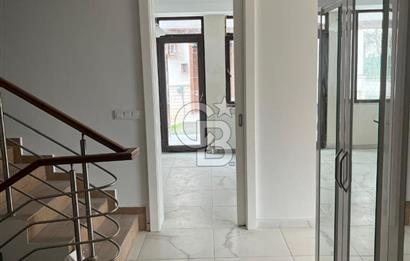 CB SITKI ŞİMŞEK'TEN DOKTORLAR SİTESİNDE TAMAMEN YENİLENMİŞ VİLLA