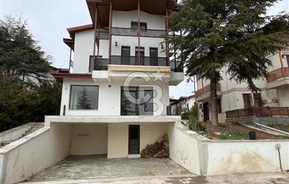 CB SITKI ŞİMŞEK'TEN DOKTORLAR SİTESİNDE TAMAMEN YENİLENMİŞ VİLLA