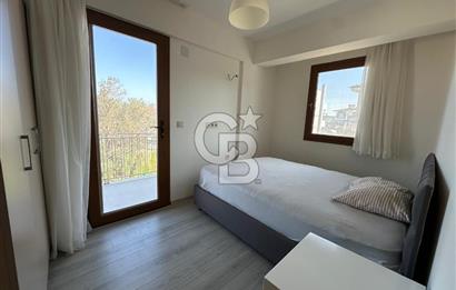 URLA GÜLBAHÇE 302m2 ARSA İÇİNDE SATILIK MÜSTAKİL VİLLA