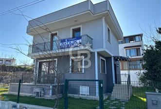 URLA GÜLBAHÇE 302m2 ARSA İÇİNDE SATILIK MÜSTAKİL VİLLA - 9 - 339805