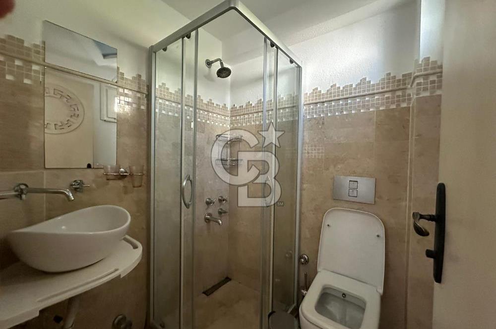 BOZCAADA RUM MAHALLESİNDE SATILIK 7 ODALI BUTİK OTEL