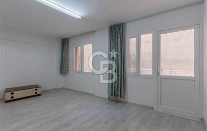 KARŞIYAKA ÇARŞI ARABACILAR SOKAKTA TADİLATLI KİRALIK OFİS BÜRO