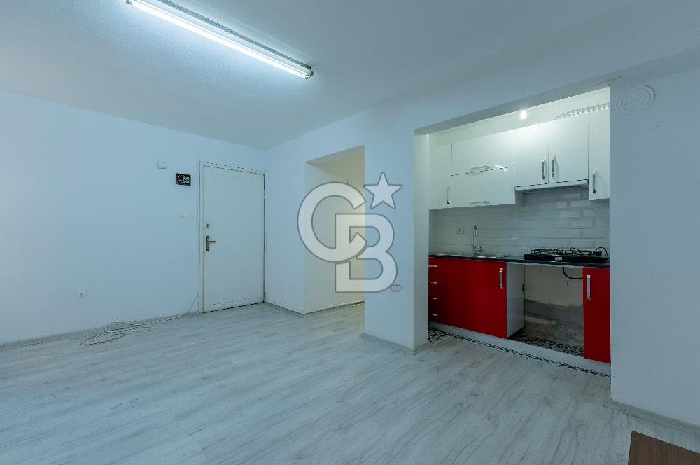 KARŞIYAKA ÇARŞI ARABACILAR SOKAKTA TADİLATLI KİRALIK OFİS BÜRO