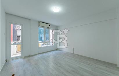 KARŞIYAKA ÇARŞI ARABACILAR SOKAKTA TADİLATLI KİRALIK OFİS BÜRO