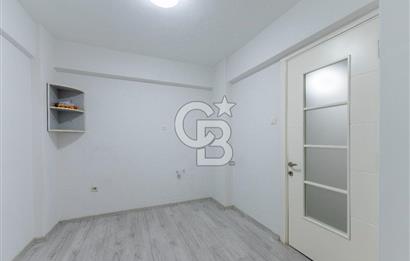 KARŞIYAKA ÇARŞI ARABACILAR SOKAKTA TADİLATLI KİRALIK OFİS BÜRO