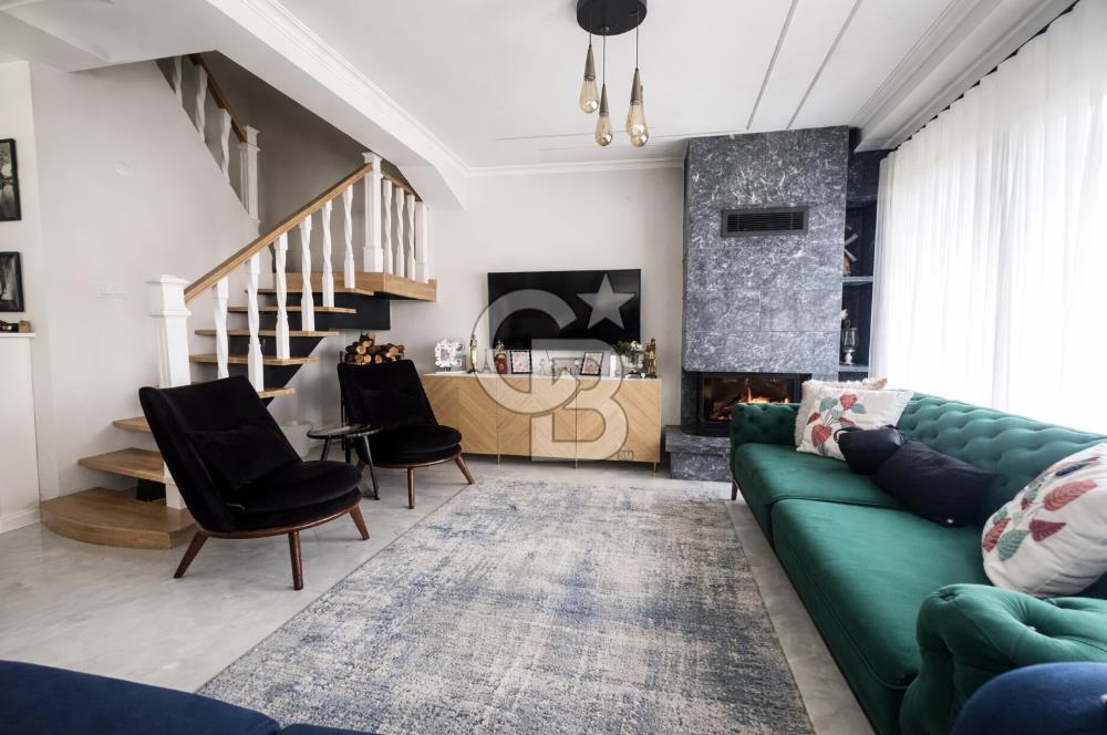 Çanakkale Çınarlı Köyünde Boğaz Manzaralı 3+1 Satılık Villa