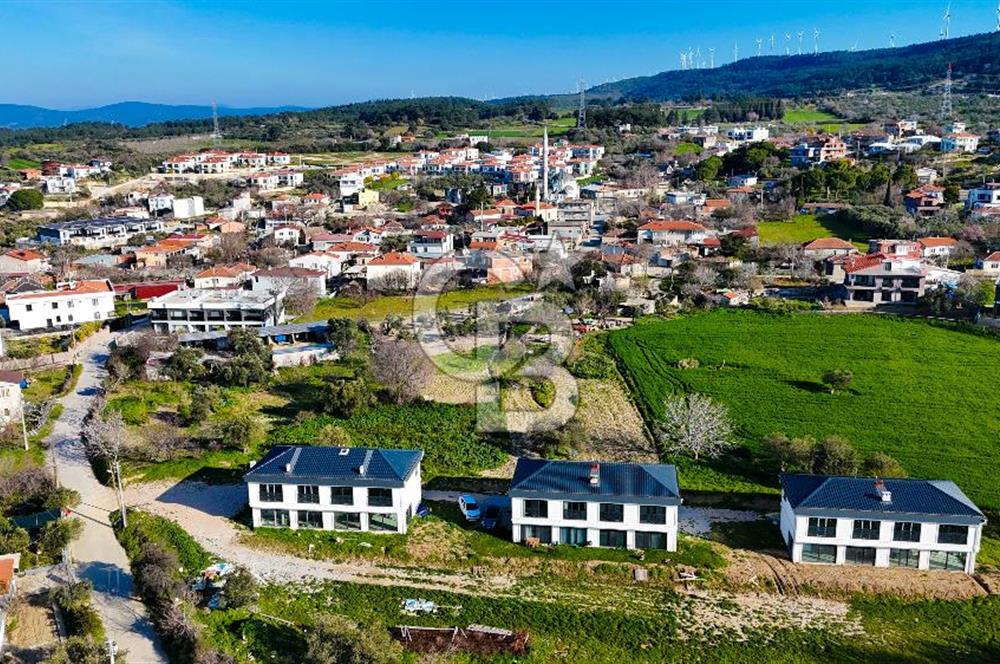 Çanakkale Çınarlı Köyünde Boğaz Manzaralı 3+1 Satılık Villa