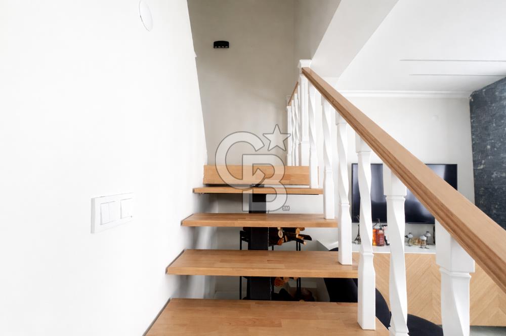 Çanakkale Çınarlı Köyünde Boğaz Manzaralı 3+1 Satılık Villa