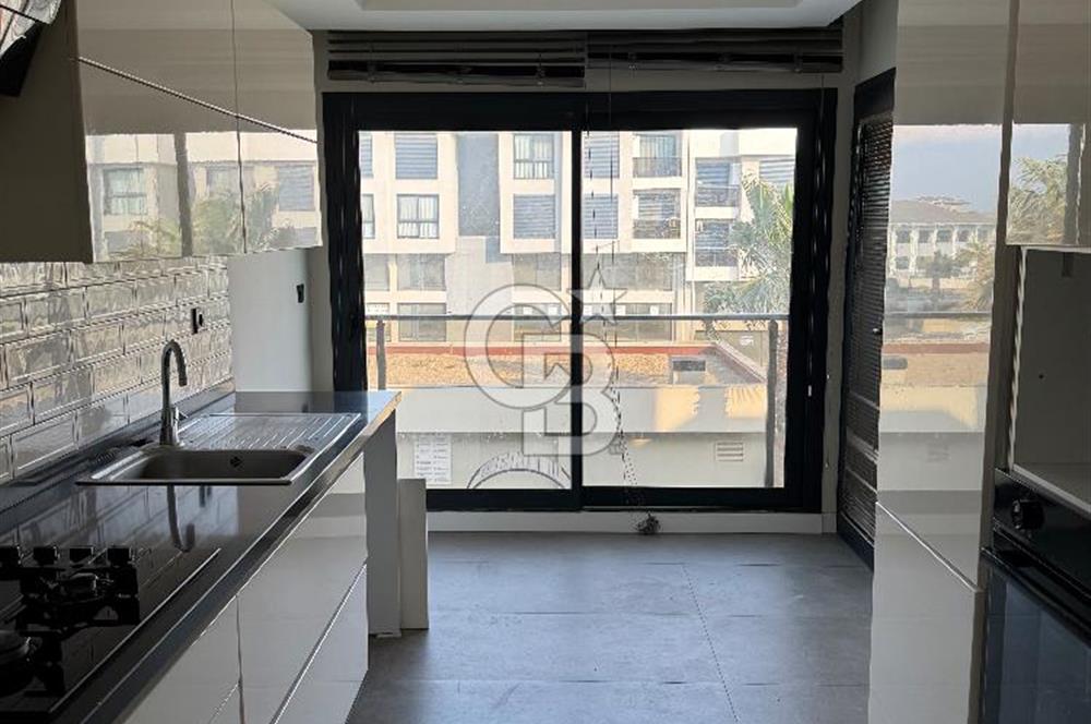 Görece Forbest Cadde 35 Sitesinde Satılık Lüks Daire 