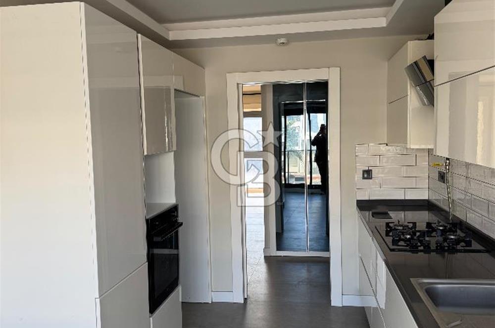 Görece Forbest Cadde 35 Sitesinde Satılık Lüks Daire 