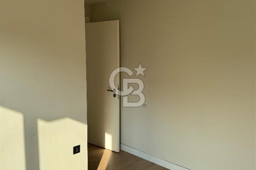 Görece Forbest Cadde 35 Sitesinde Satılık Lüks Daire 