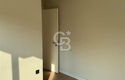 Görece Forbest Cadde 35 Sitesinde Satılık Lüks Daire 