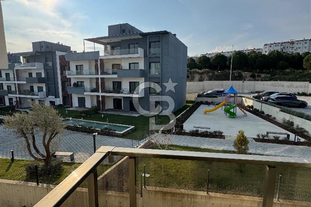 Görece Forbest Cadde 35 Sitesinde Satılık Lüks Daire 