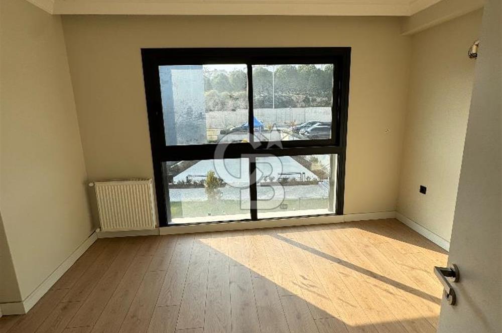 Görece Forbest Cadde 35 Sitesinde Satılık Lüks Daire 