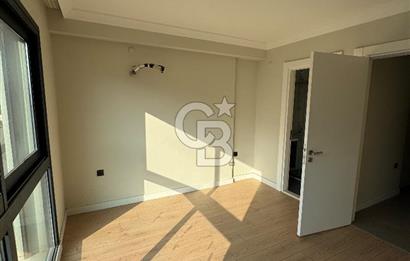 Görece Forbest Cadde 35 Sitesinde Satılık Lüks Daire 