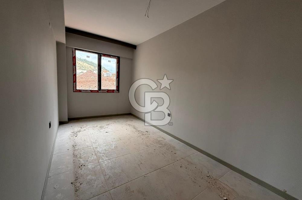 MENEMEN NORTH CİTY 2 'DE SATILIK 3+1 DAİRE 