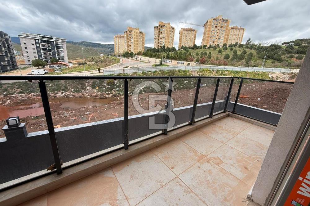 MENEMEN NORTH CİTY 2 'DE SATILIK 3+1 DAİRE 