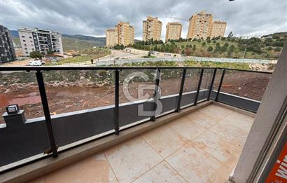 MENEMEN NORTH CİTY 2 'DE SATILIK 3+1 DAİRE 