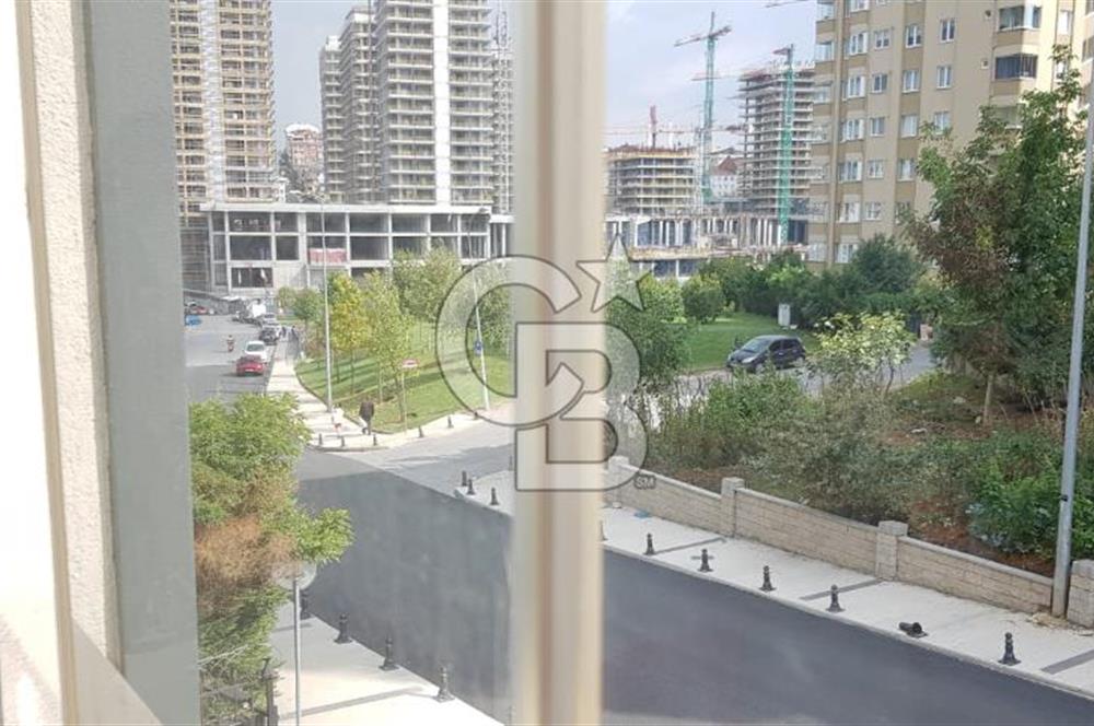 Ümraniye Esenşehir Mah. Necip Fazıl Caddesinde Kiralık 2+1 Daire
