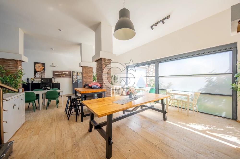 KARABURUN, MORDOĞANDA SATILIK BUTİK OTEL 