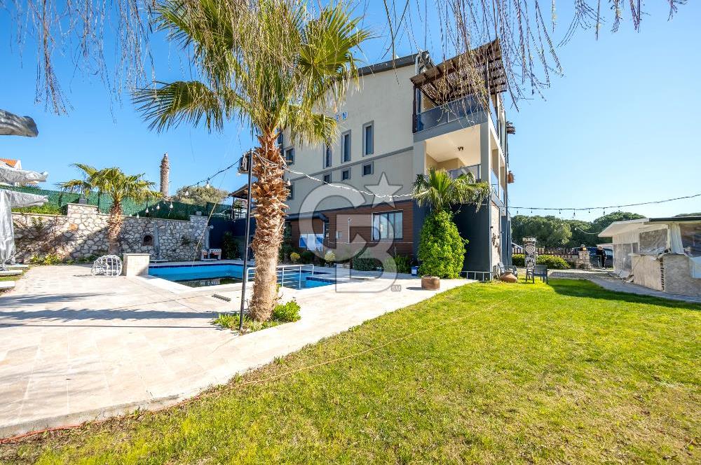 KARABURUN, MORDOĞANDA SATILIK BUTİK OTEL 