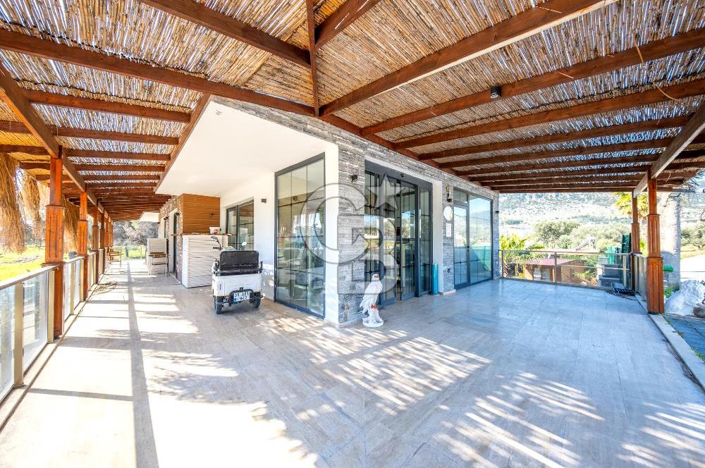 KARABURUN, MORDOĞANDA SATILIK BUTİK OTEL 