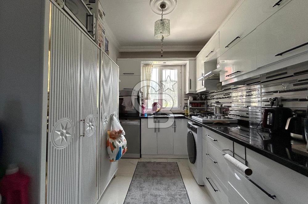 Ayvalık Küçükköy Mahallesin'de Satılık 3+1 Villa