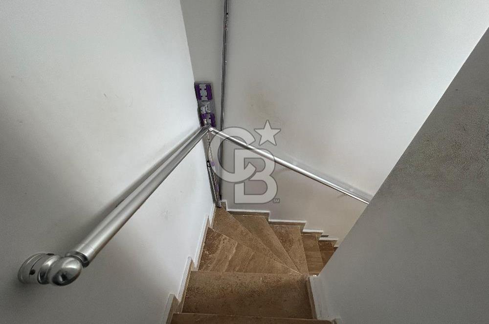 Ayvalık Küçükköy Mahallesin'de Satılık 3+1 Villa