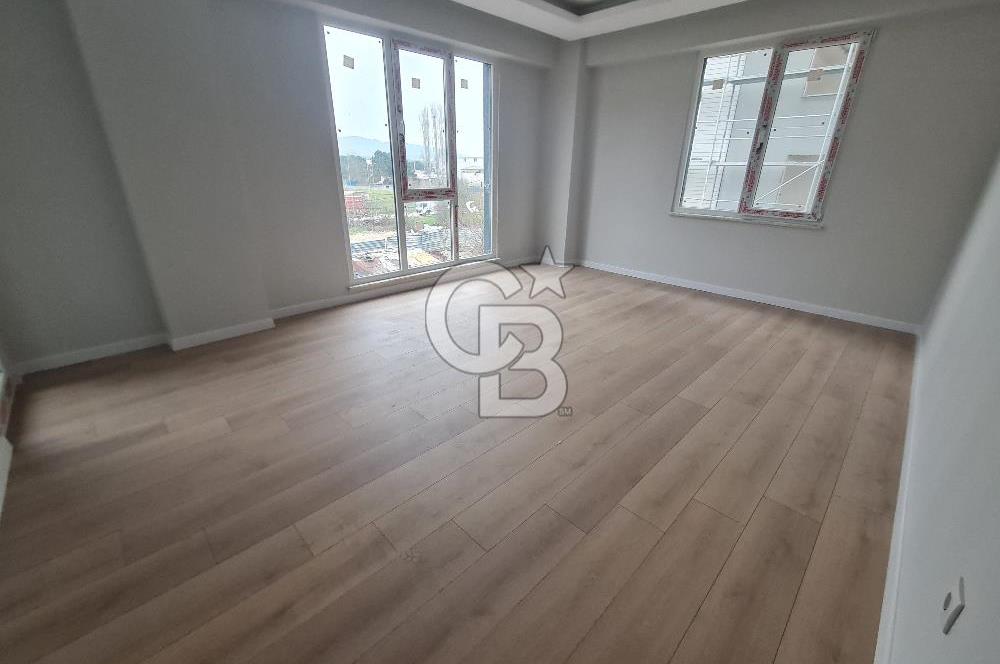 Site içerisinde satılık geniş daire