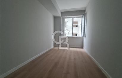 Site içerisinde satılık geniş daire